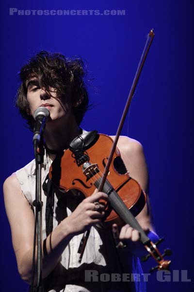 PATRICK WOLF - 2005-09-12 - PARIS - La Cigale - 